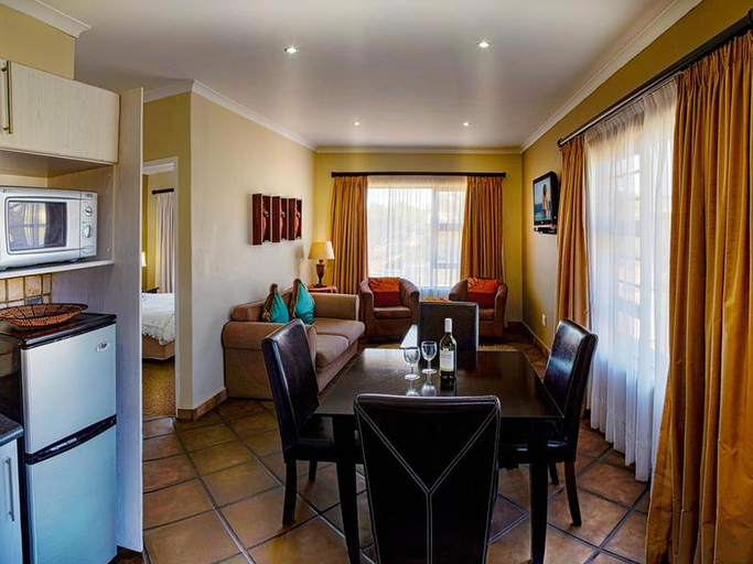 Others 2, Room-luxury Room, Double Bed and Sleeper, Nelson Mandela Bay