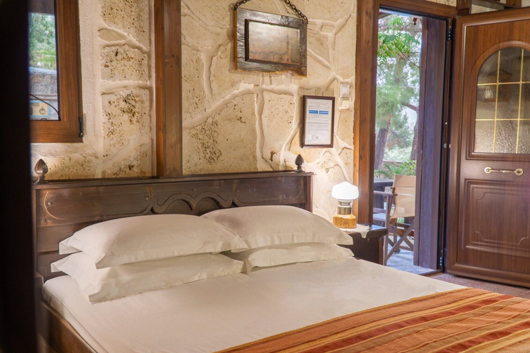 Bedroom 4, Stella's Traditional Inn, Crete