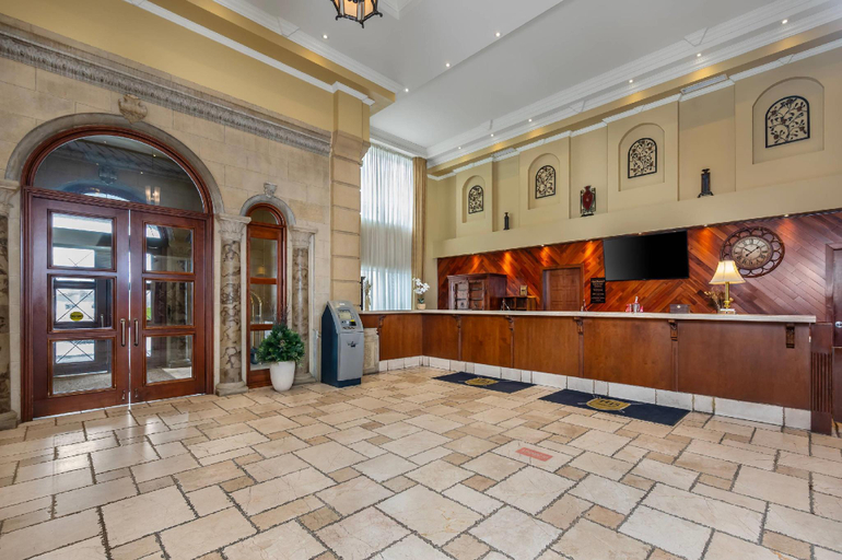 Public Area 2, Hotel Brossard, an Ascend Collection Hotel, Champlain