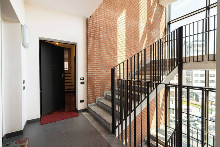 Interior 5, Large Duplex With Private Terrace Gluck Milan, Milano