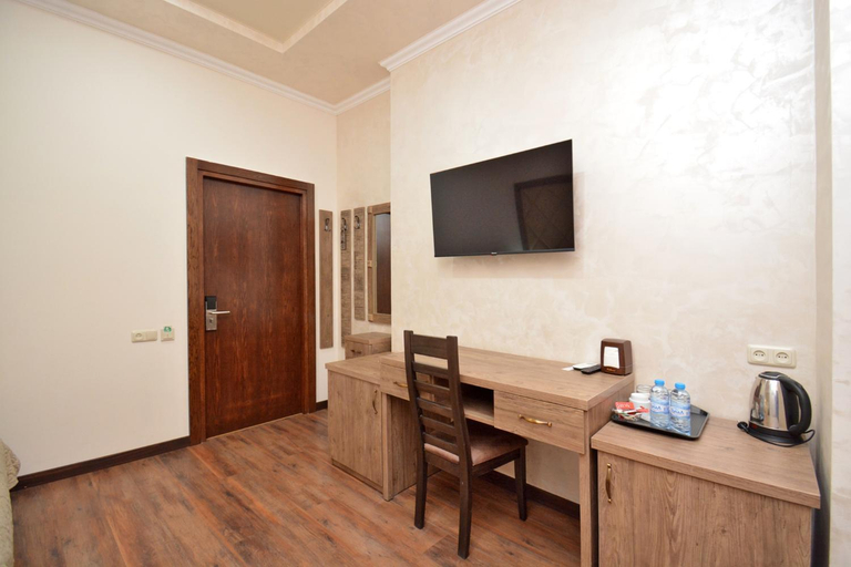 Others 2, Hotel Partez, Yerevan