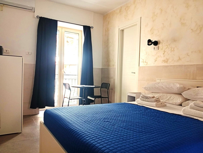 Room 3, Terrazza Cristallini Napoli, Napoli
