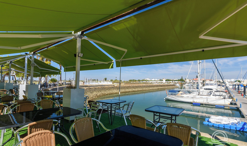 Food & Drinks, Apartamentos Solmares, Huelva