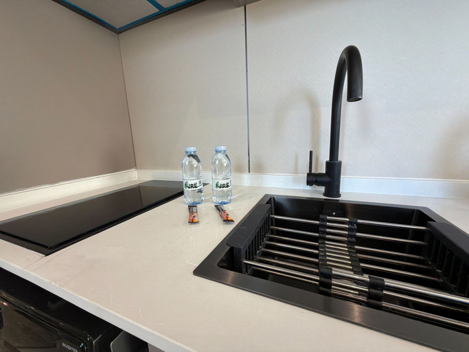 Private kitchen 5, 409 Tara-jre Jabal Al Lweibdeh With Stunning View, Wadi Essier