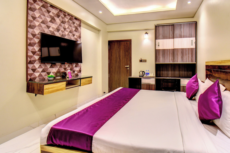 Bedroom 3, VITS Select Kharadi Pune, Pune