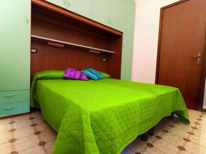 Room 4, Bright Apartment With Private Garden-beahost, Venezia