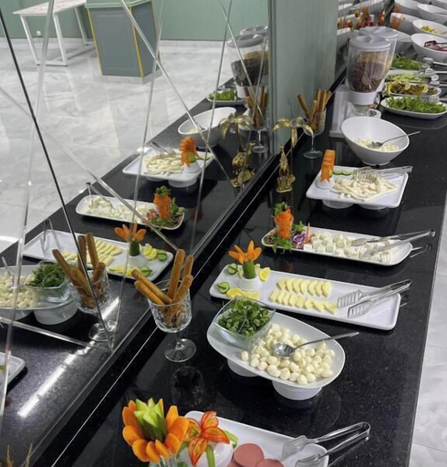 Dining 5, New City Otel, Merkez