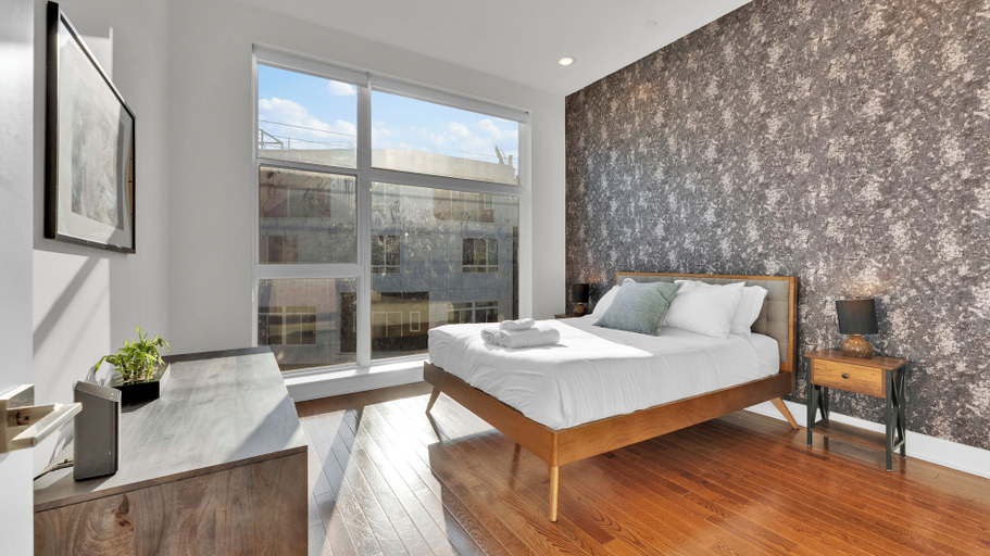 Room 2, Apartmint at Germantown Ave Philadelphia, Philadelphia