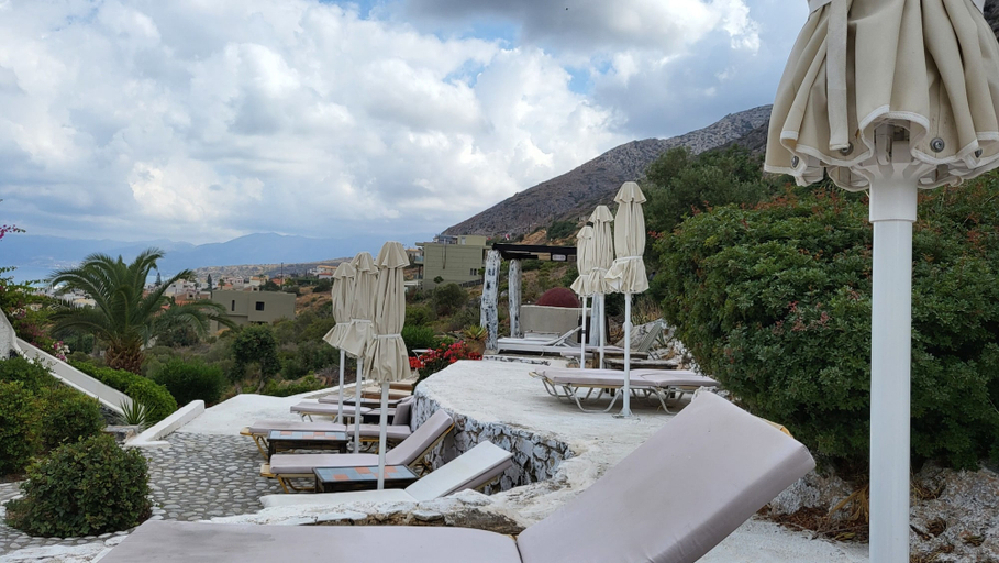 Others 3, Private Villa Full View for up to 10 Vacationers, Crete