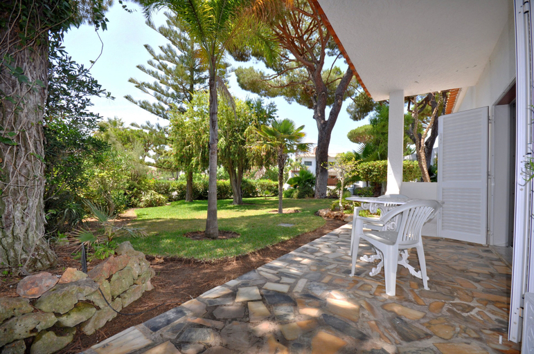 Others 5, Delightful Single-storey Villa, Private Pool, Free air Conditioning and Wifi, Loulé