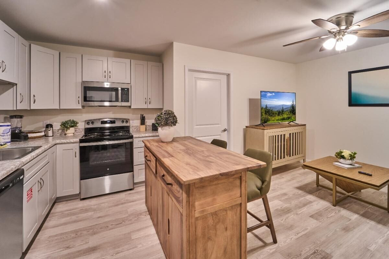 Private kitchen 3, The Ruby 202, Sevier