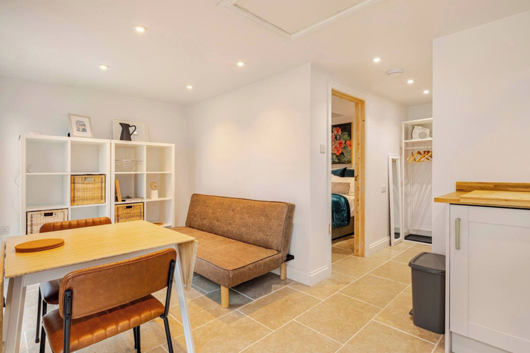 Living room 2, Skylight Studio Near Hospital, Cambridgeshire