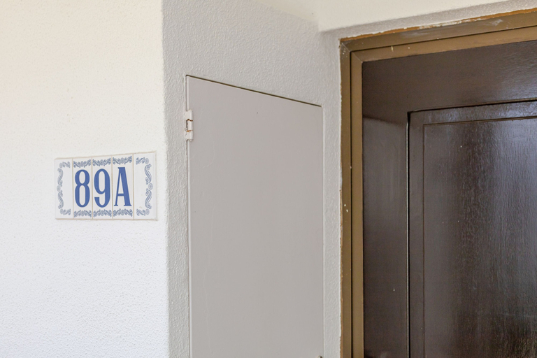 Room 3, Sao Rafael Apartment by Minhos Guest, Albufeira