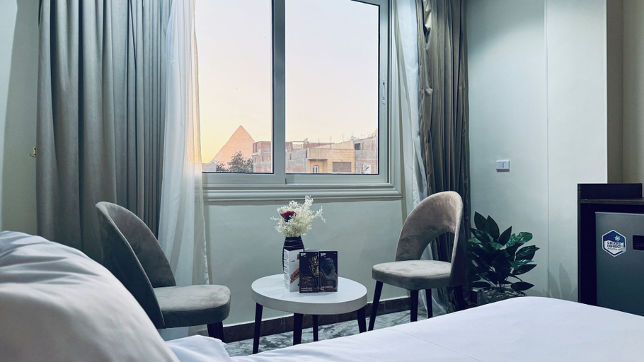 Room 4, vira pyramid inn, Al-Ahram