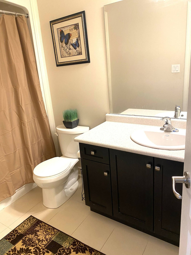 Bathroom 2, Niagara Sleeps 6 Cozy 3bed 3bath Near Falls, Niagara