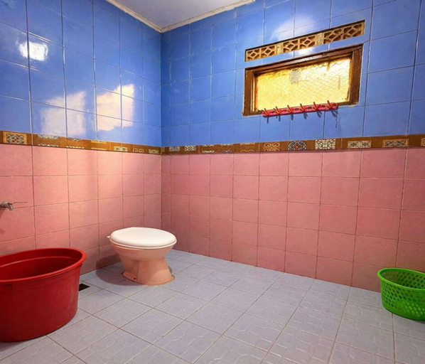 Bathroom 5, Cozzy Pesona Wisata Alam Ciparay Endah, Bogor