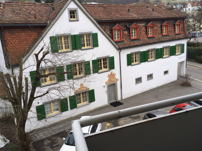 Others 2, 2 Rooms With Balcony, Central, Quiet Location, Sankt Gallen