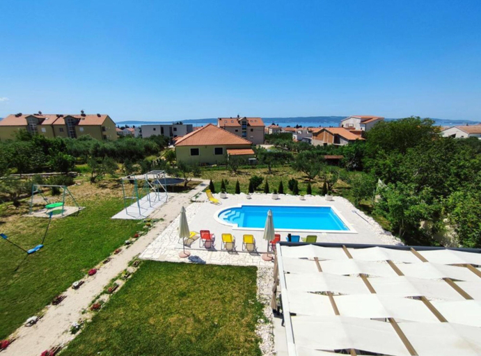 Pool 4, Apartments Marina, Kaštela