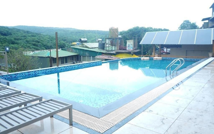 Pool 2, Regenta Z Mahabaleshwar, Satara
