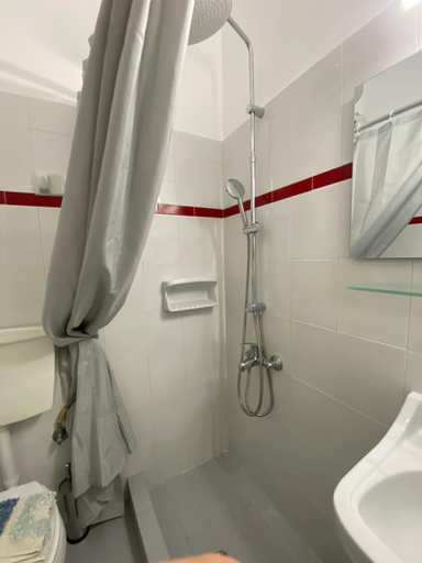 Bathroom 3, Mpiritis Mare, Central Greece