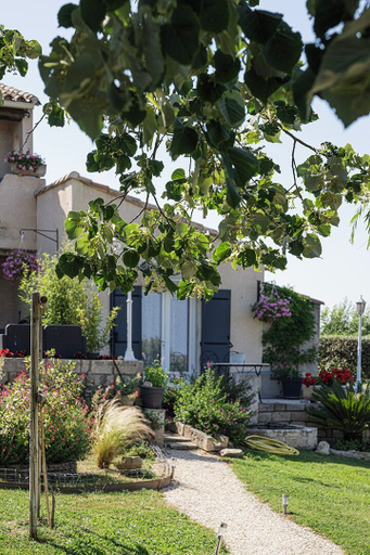 Exterior & Views 2, Chambre d'hôtes Les Cigales, Gard