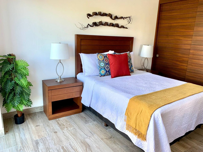 Room 2, New Villa Deluxe, Golf Club, Punta Cala 208, Puerto Vallarta
