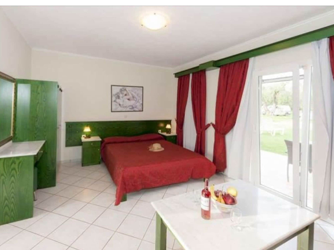 Bedroom 3, Room-l'eremo Luxury Studio, Ionian Islands