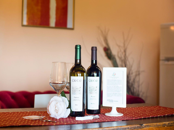 Food & Drinks, Beautiful Apartment in Ascoli Piceno with Jacuzzi, Ascoli Piceno