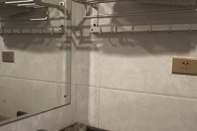 Bathroom, Da Tian E Hotel, Guilin