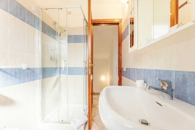 Bathroom 5, Simple Gem of Le Dimore di Budoni No1950, Nuoro