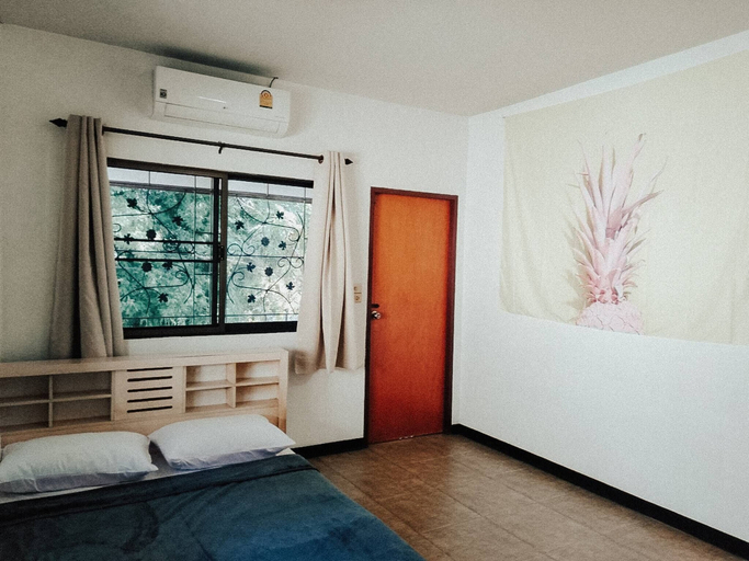 Primary image