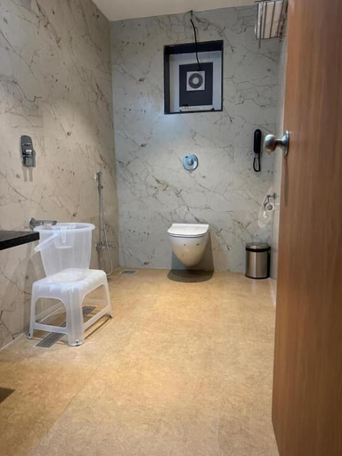 Bathroom 4, Regenta Z Mahabaleshwar, Satara