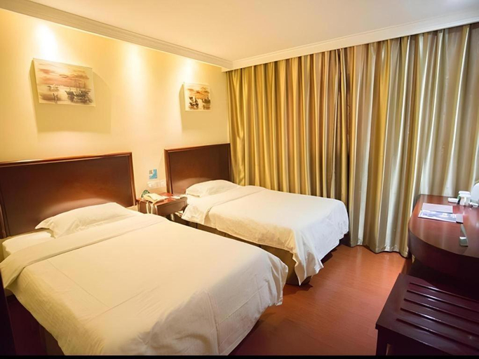 Bedroom 2, GreenTree Inn Jining Jiaxiang County Jianshe South Road Express Hotel, Jining