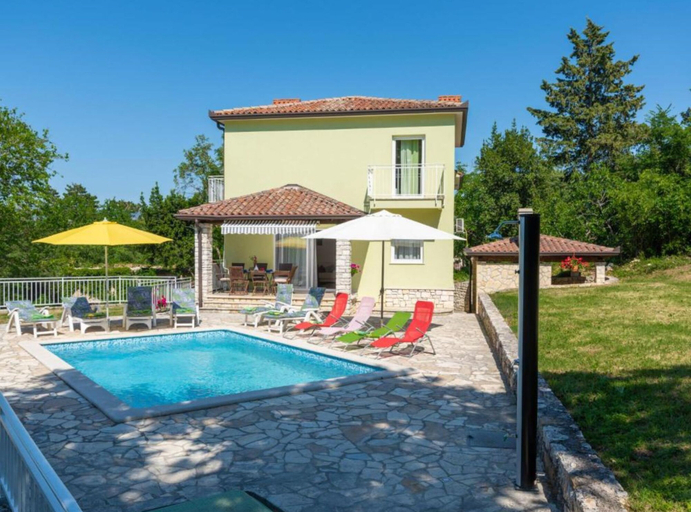 Pool 3, Ester Premium Stay, Sveta Nedelja