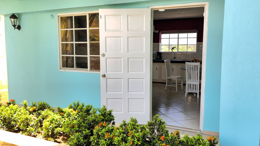 Others 4, Amazing 1-bedroom Apartment 3 km From Eagle Beach