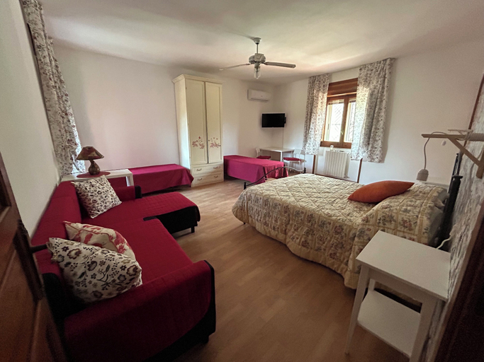 Bedroom 4, Magione B&B, Benevento