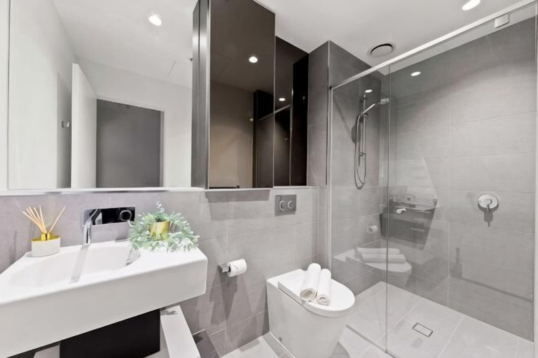 Bathroom 3, A Lux & Modern Apt Next to Southern Cross Station, Melbourne