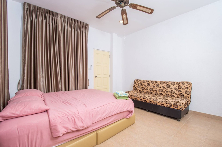 Room 4, Pool Villa for Families and Party, Bang Lamung