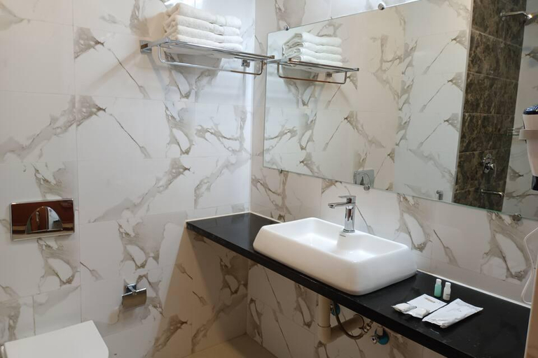 Bathroom, CLIFF VIEW RESORT, Salem