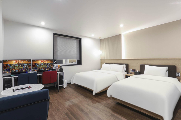 Bedroom 2, Daegu Daemyeongdong Brown Dot, Buk