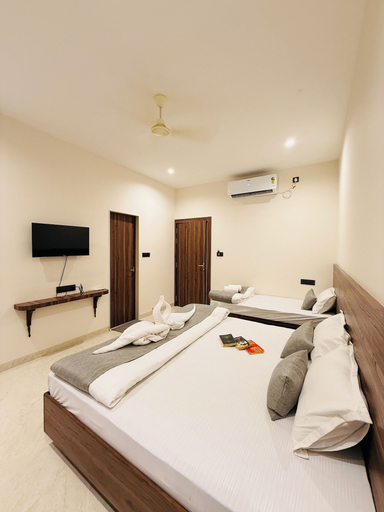 Room 2, Mangala HomeStay, Ujjain