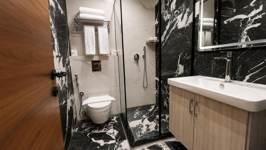 Bathroom 3, La Veranda Pyramids Boutique Hotel , Giza