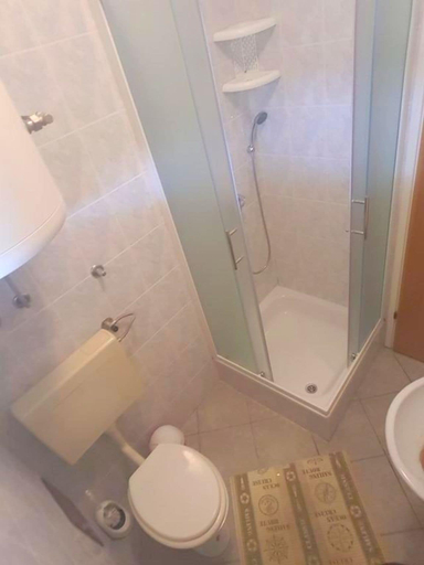 Bathroom, Floral Apartments Yazzy 1, Novalja