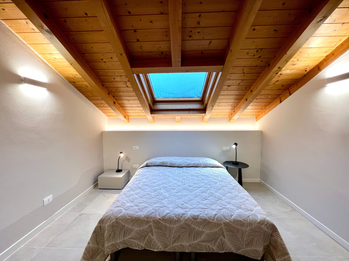 Room 2, Terraced Villa With Pool, Udine
