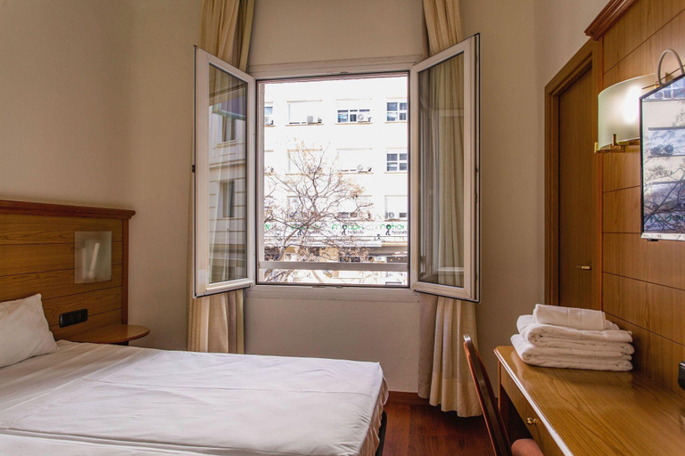 Bedroom, Negresco Gran Via, Madrid