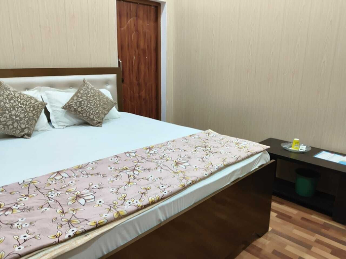 Room 2, Amrit Niwas, Faizabad