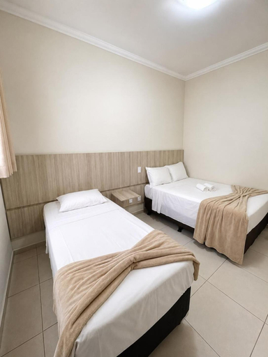 Bedroom 5, Gloria Hotel, Olímpia