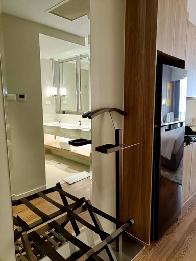 Room 4, Lerfo Staycation, Mandaluyong