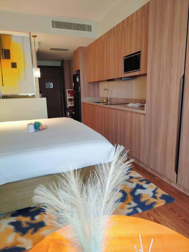 Room 5, Lerfo Staycation, Mandaluyong
