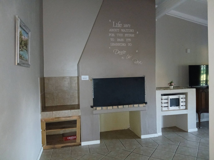 Interior 3, Healboy's Self - Catering Accommodation, Cape Winelands